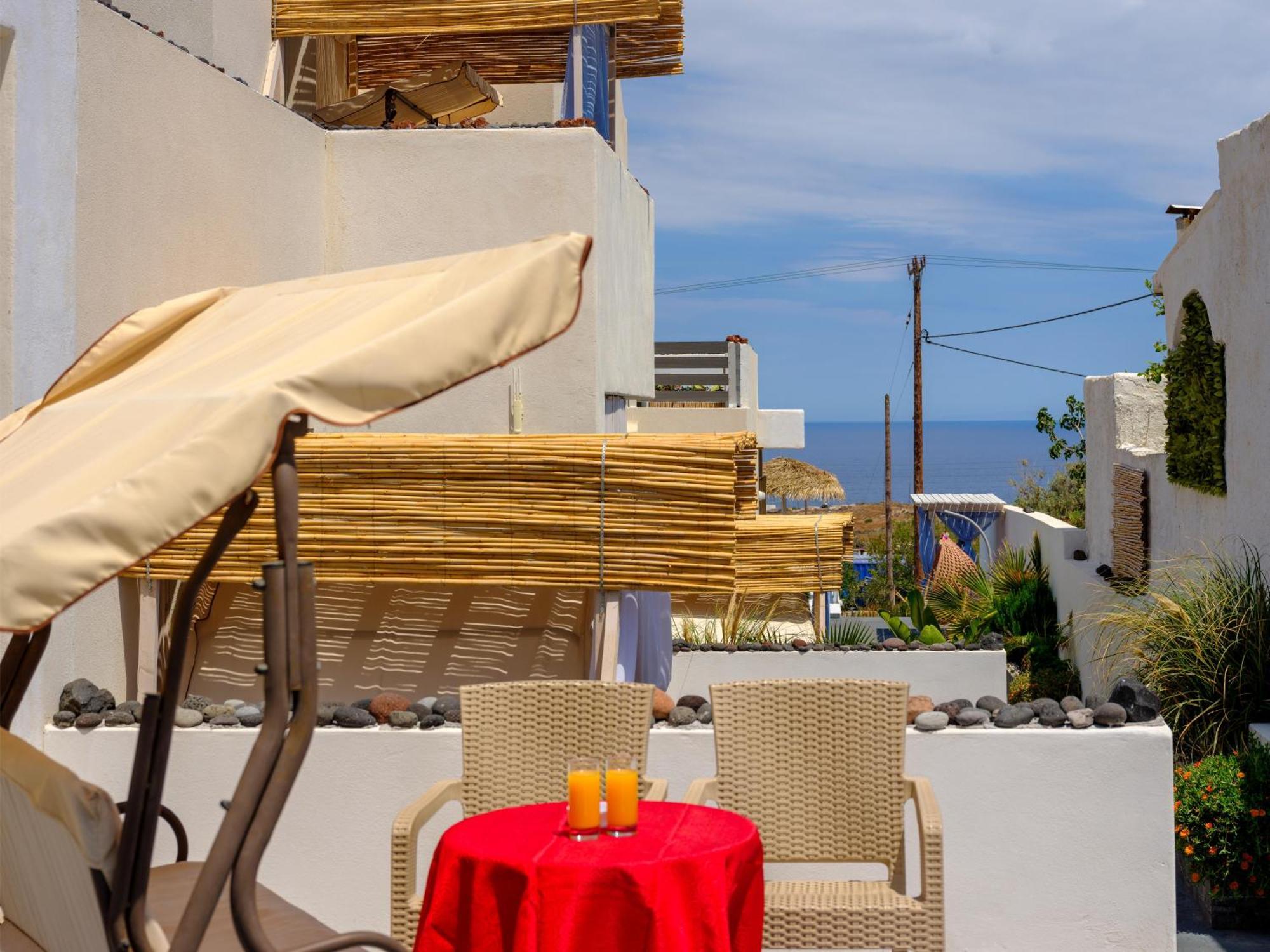 Nalu Suites Фіра Екстер'єр фото