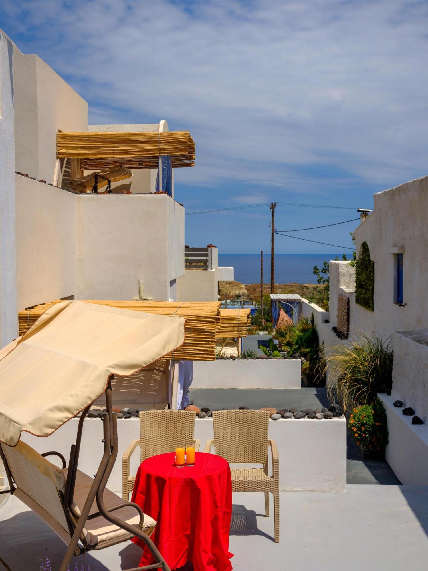 Nalu Suites Фіра Екстер'єр фото